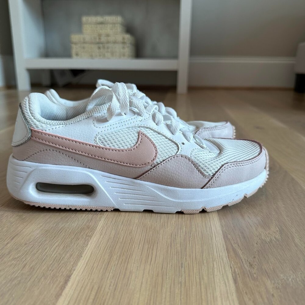 Women's Nike Air Max SC Sneakers in pink